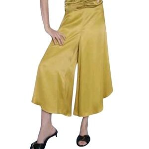 Zara‎ Wide Leg Cropped Pants Culottes Gold Satin Flowy Asymmetric Hem Women's M